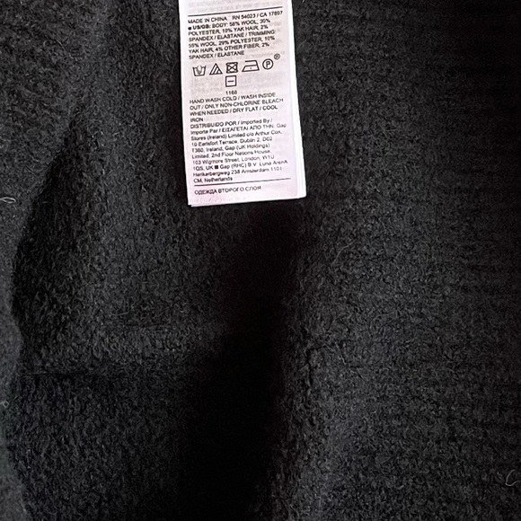 Banana Republic Wool-Blend Sweater Polo Black - Picture 6 of 6